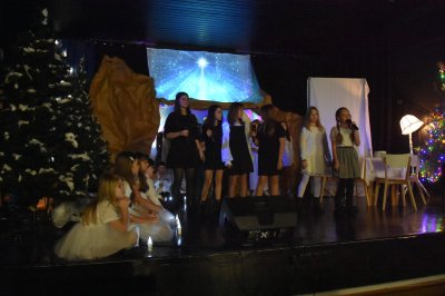 Jasełka Bożonarodzeniowe i wspólne kolędowanie